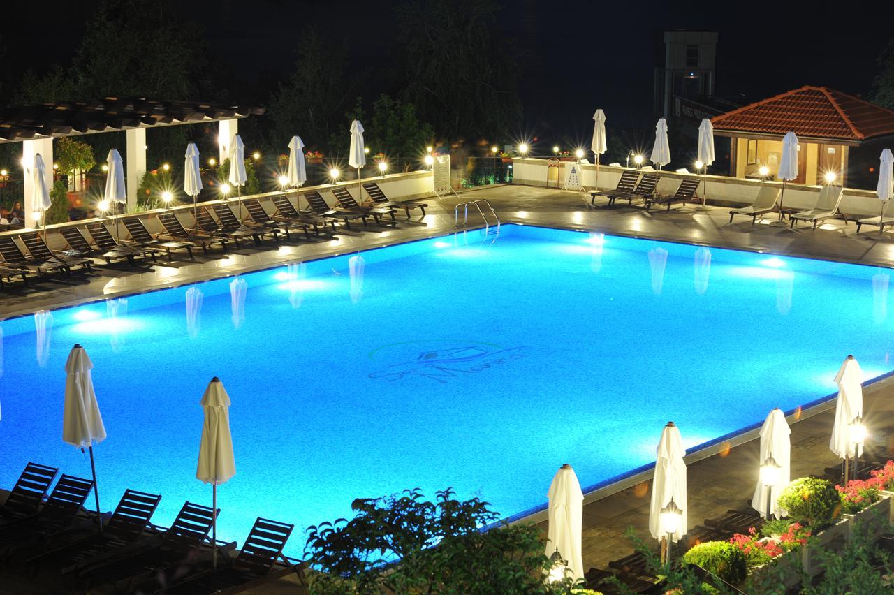 Garden Apartments In Santa Marina Village 소조폴 외부 사진